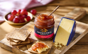 Rhubarb and Gin Chutney 114g