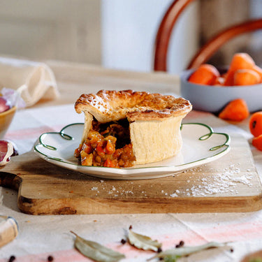 The Spicy Veggie - A Flavourful Vegetable Balti Pie 265g